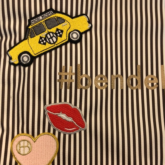 Henri bendel cosmetic pouch - Picture 5 of 8